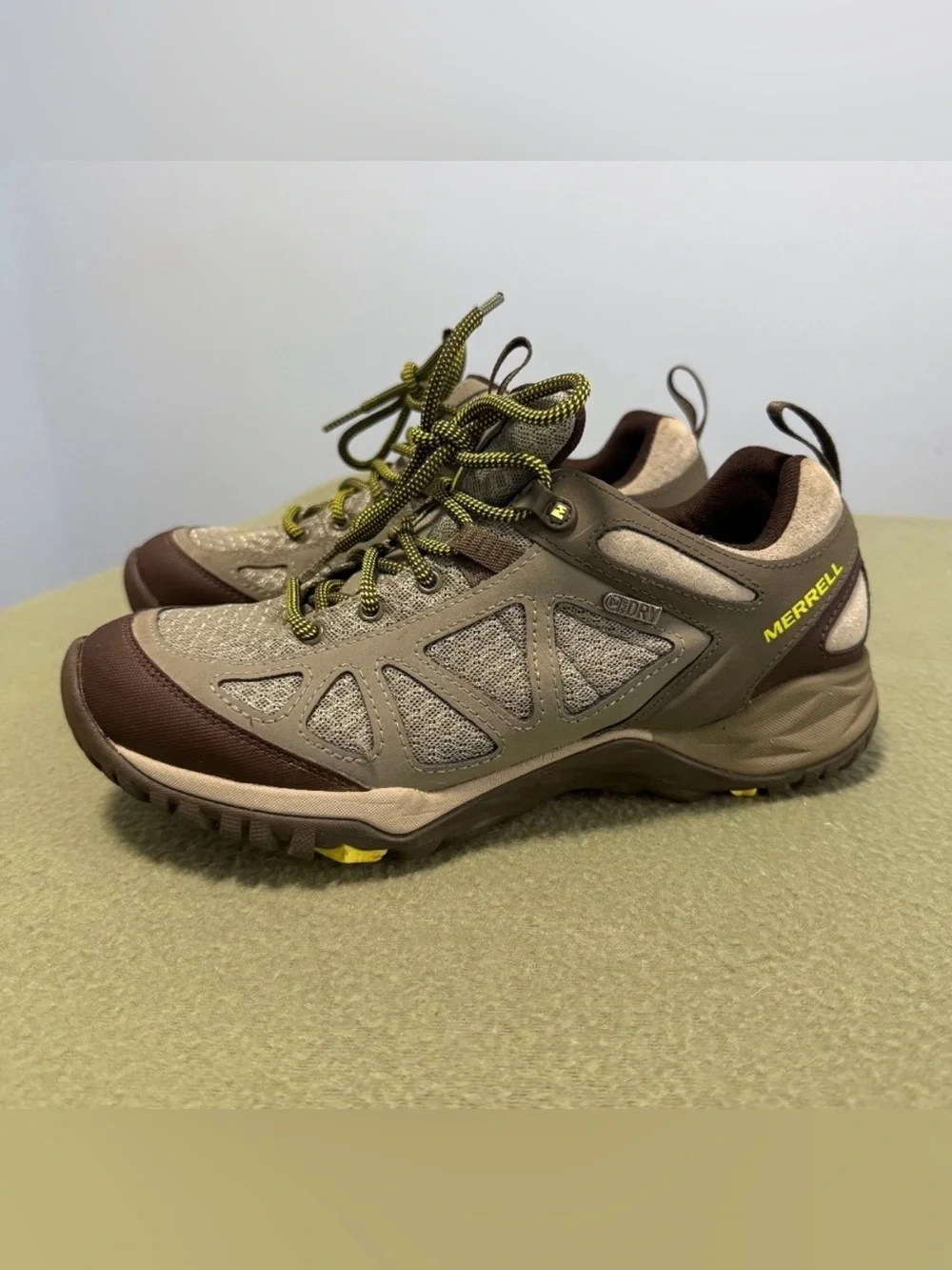 Merrell‎ Siren Sport Q2 Dusty Olive Women's Size 9 Hiking Outdoor Low Boots